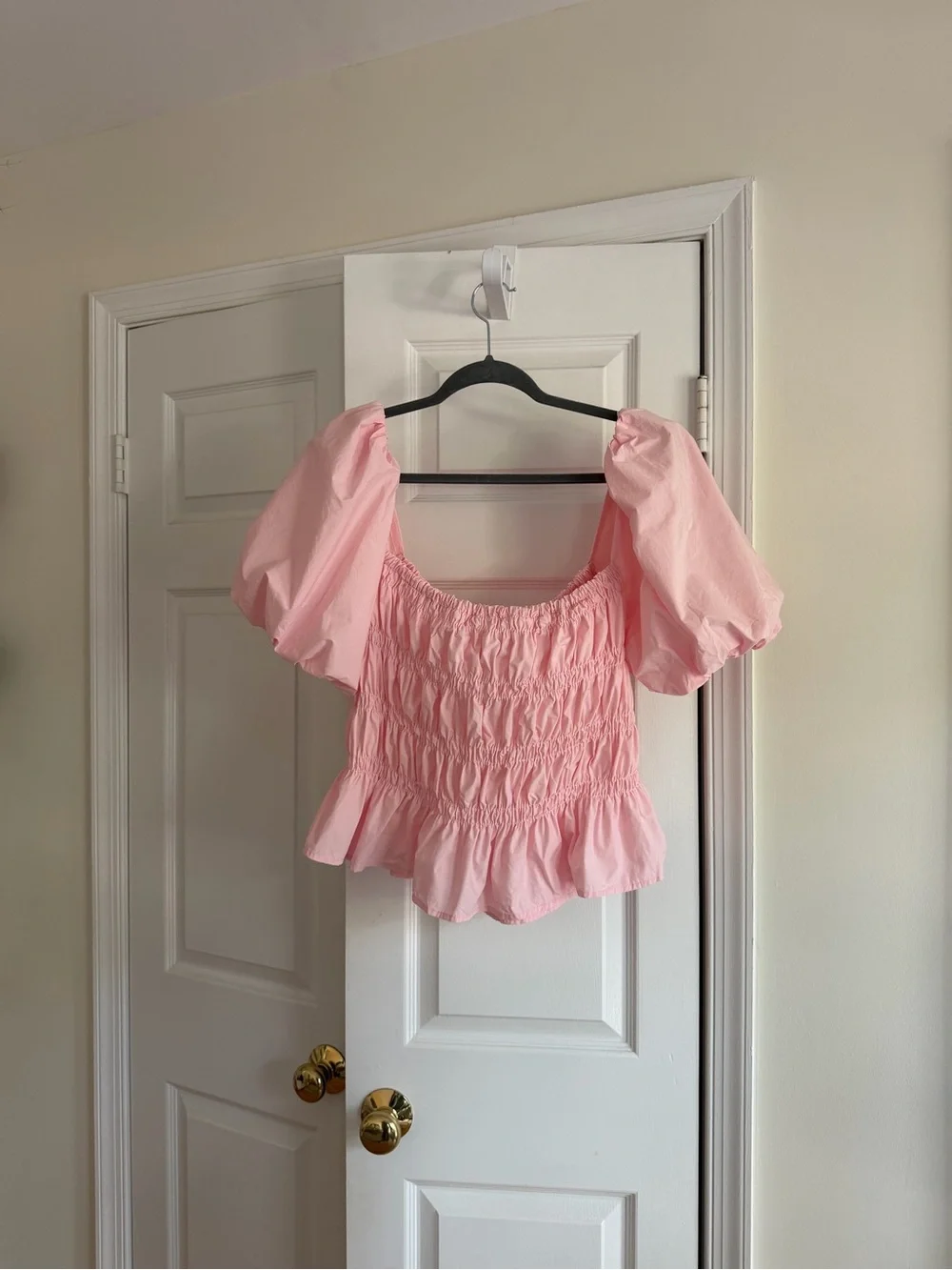 ASTR The Label Pink Puff Sleeve Smocked Peplum Top XL